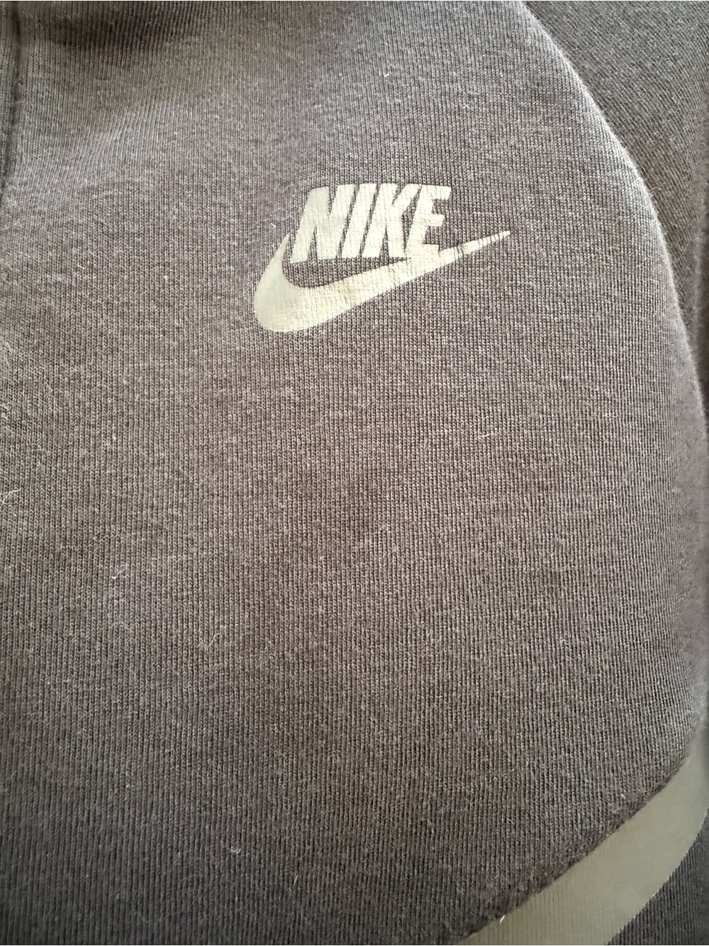 Nike Tech Fleece - Picture 6 of 7